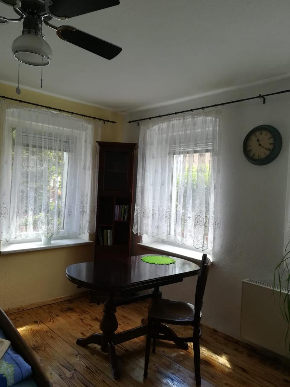 格尔利茨Zur Alten Backerei住宿加早餐旅馆 外观 照片